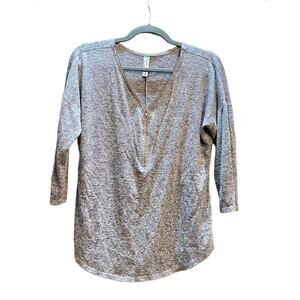 PenSeption Women Zipped Sweater Size Medium